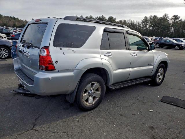 Toyota 4Runner Sr5 Image 7