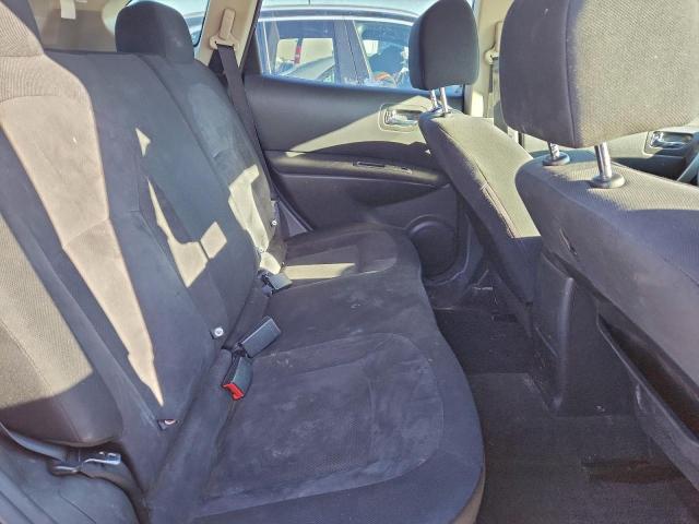 Nissan Rogue S Image 8