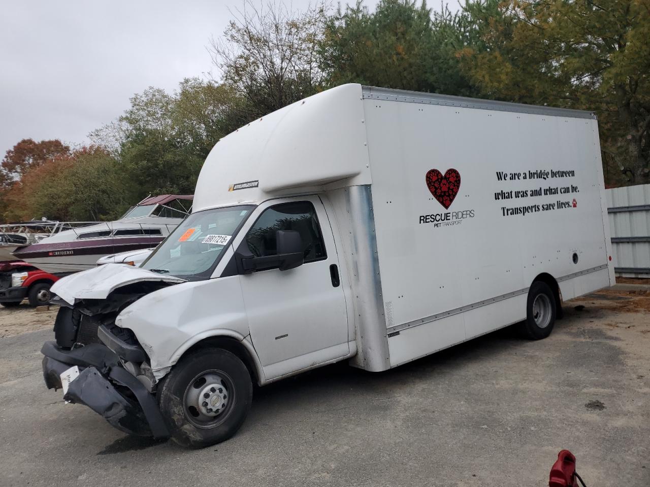 Chevrolet Express Image 1