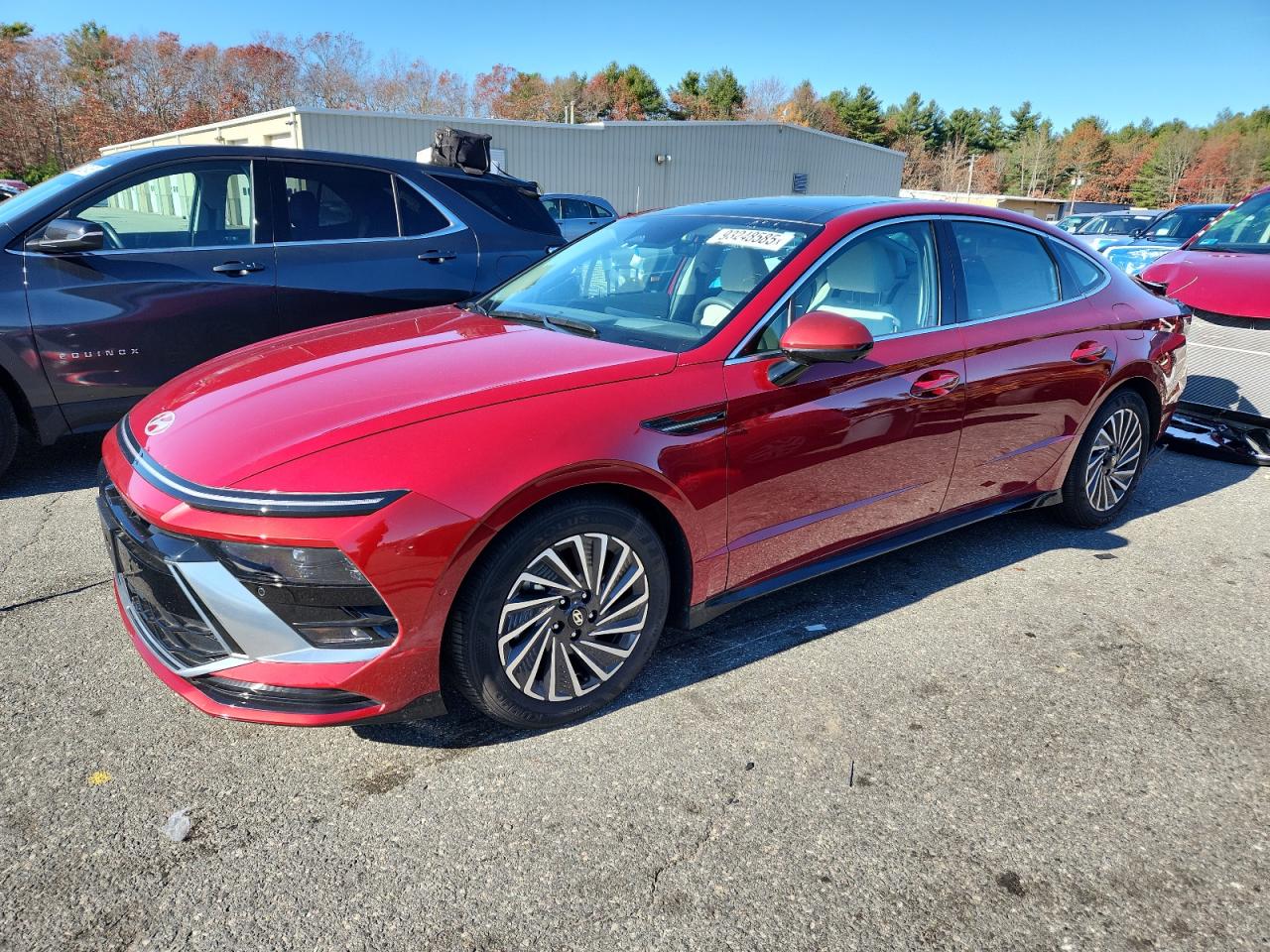 Hyundai SONATA Hybrid Image 1