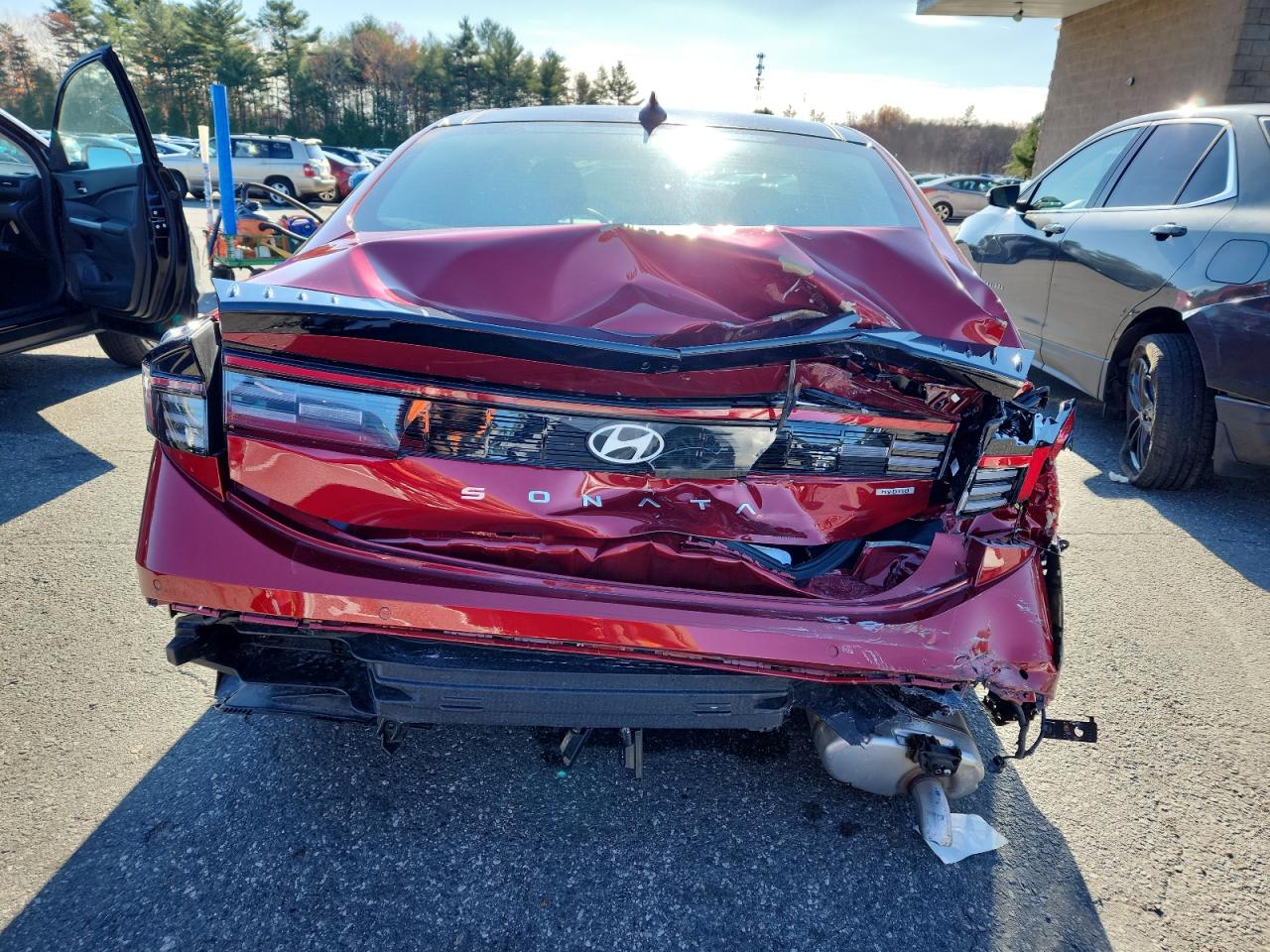 Hyundai SONATA Hybrid Image 4