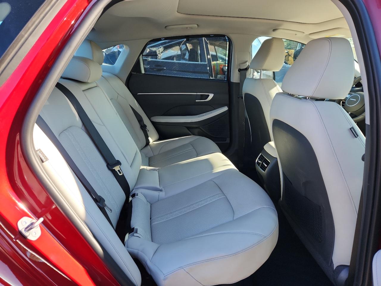 Hyundai SONATA Hybrid Image 11