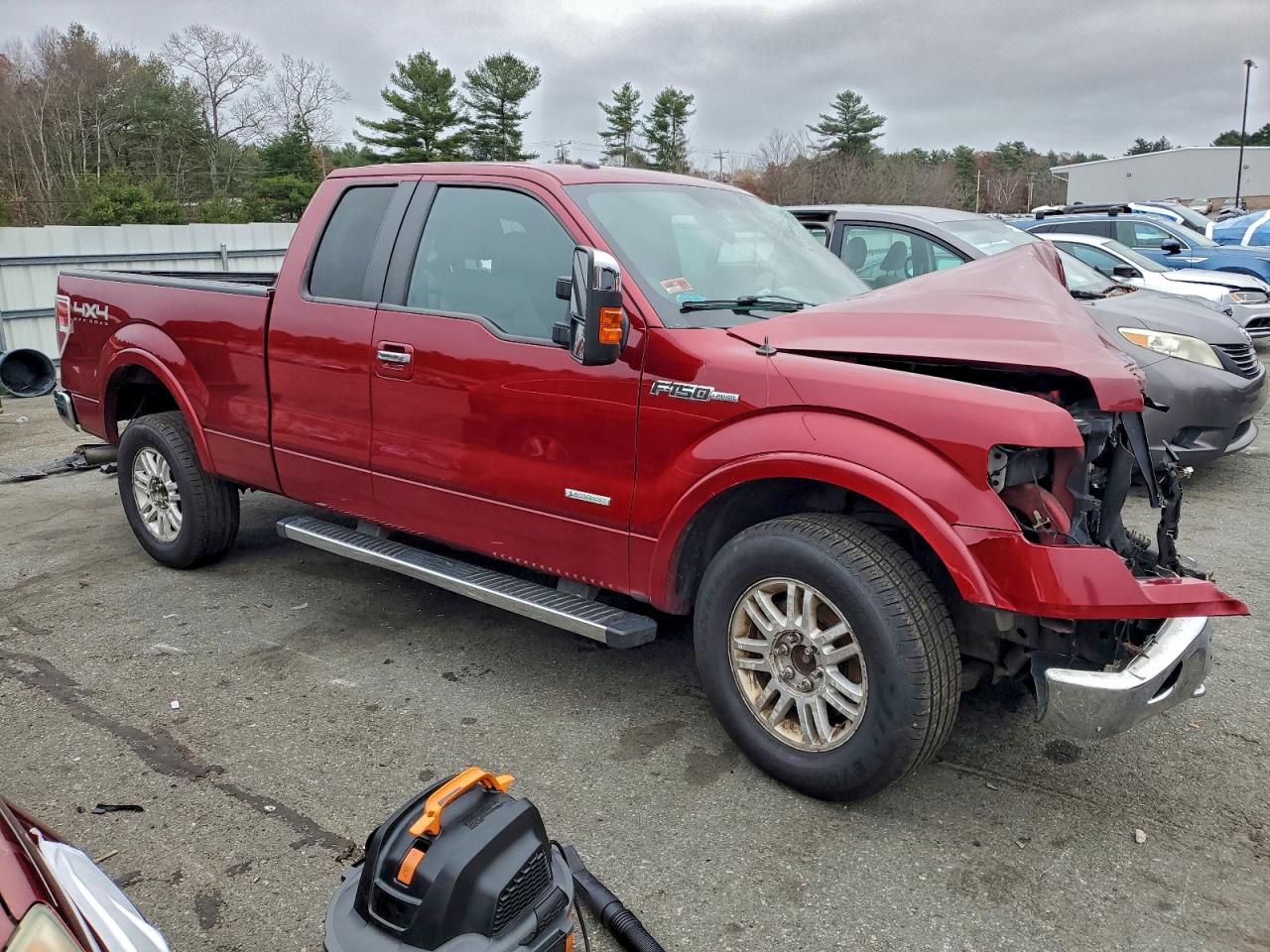 Ford F-150 Super Cab Image 11