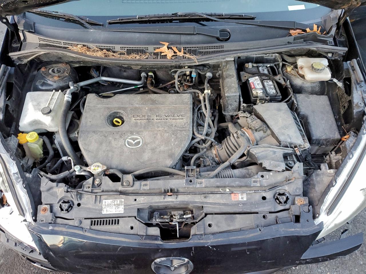 Mazda 5 Touring Image 11