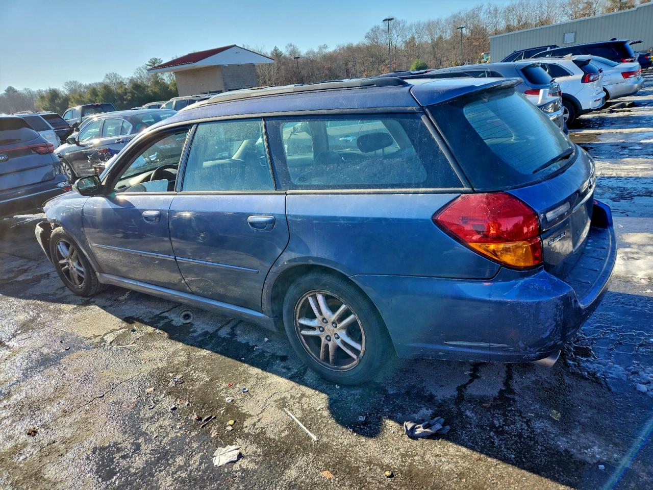 Subaru Legacy 2.5i Limited Image 2