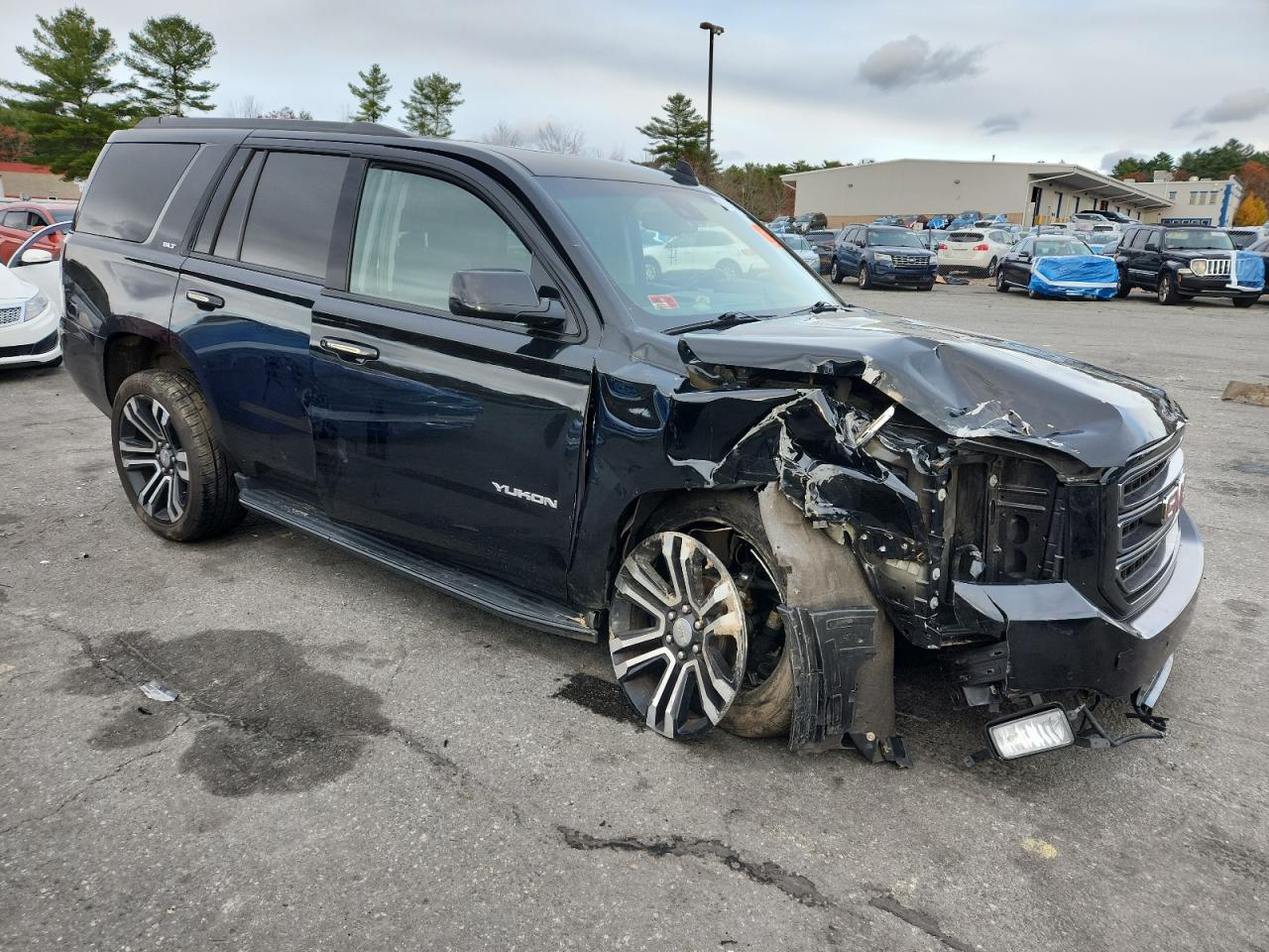 GMC Yukon Slt Image 4