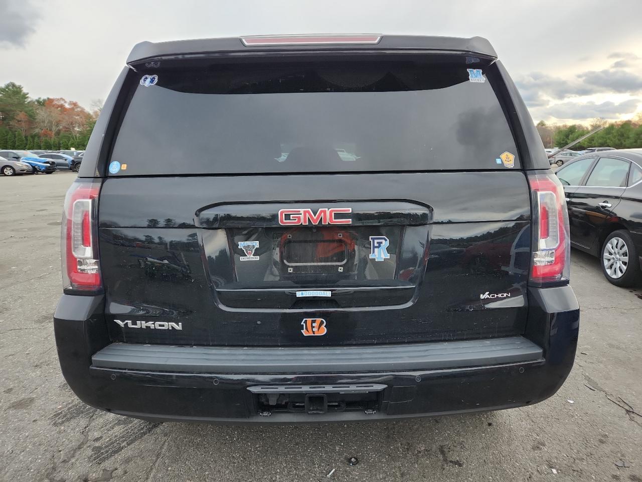 GMC Yukon Slt Image 12