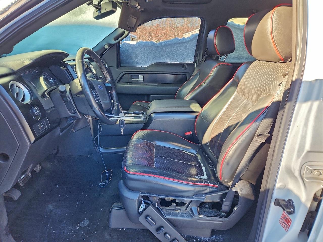 Ford F-150 Supercrew Image 12