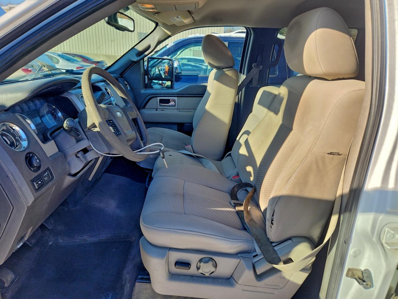 Ford F-150 Supercrew Image 2