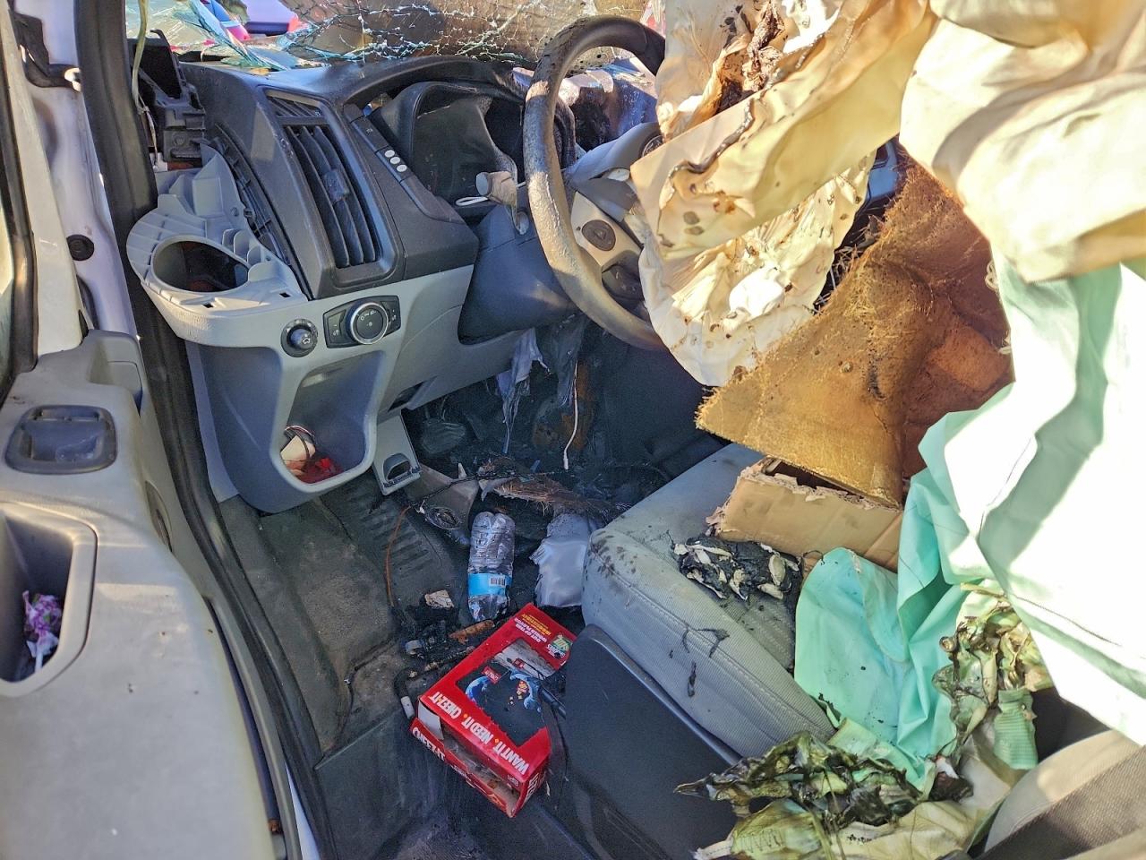 Ford Transit T-150 Image 12