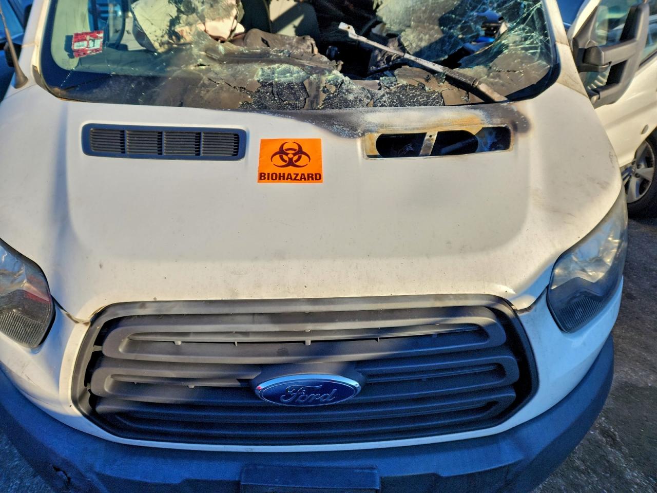 Ford Transit T-150 Image 9