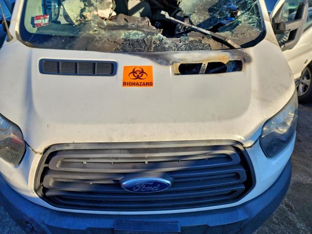 Ford Transit T-150 Image 9