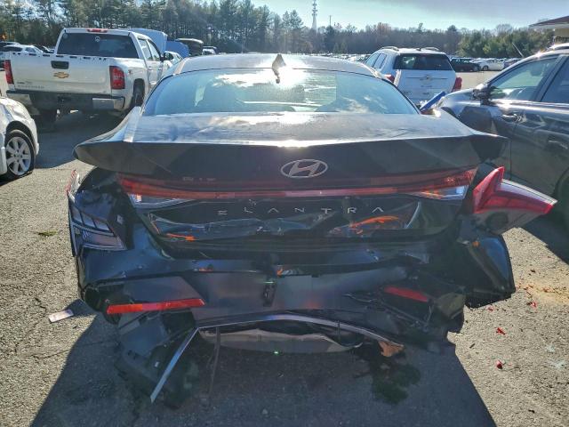 Hyundai ELANTRA Sel Image 11