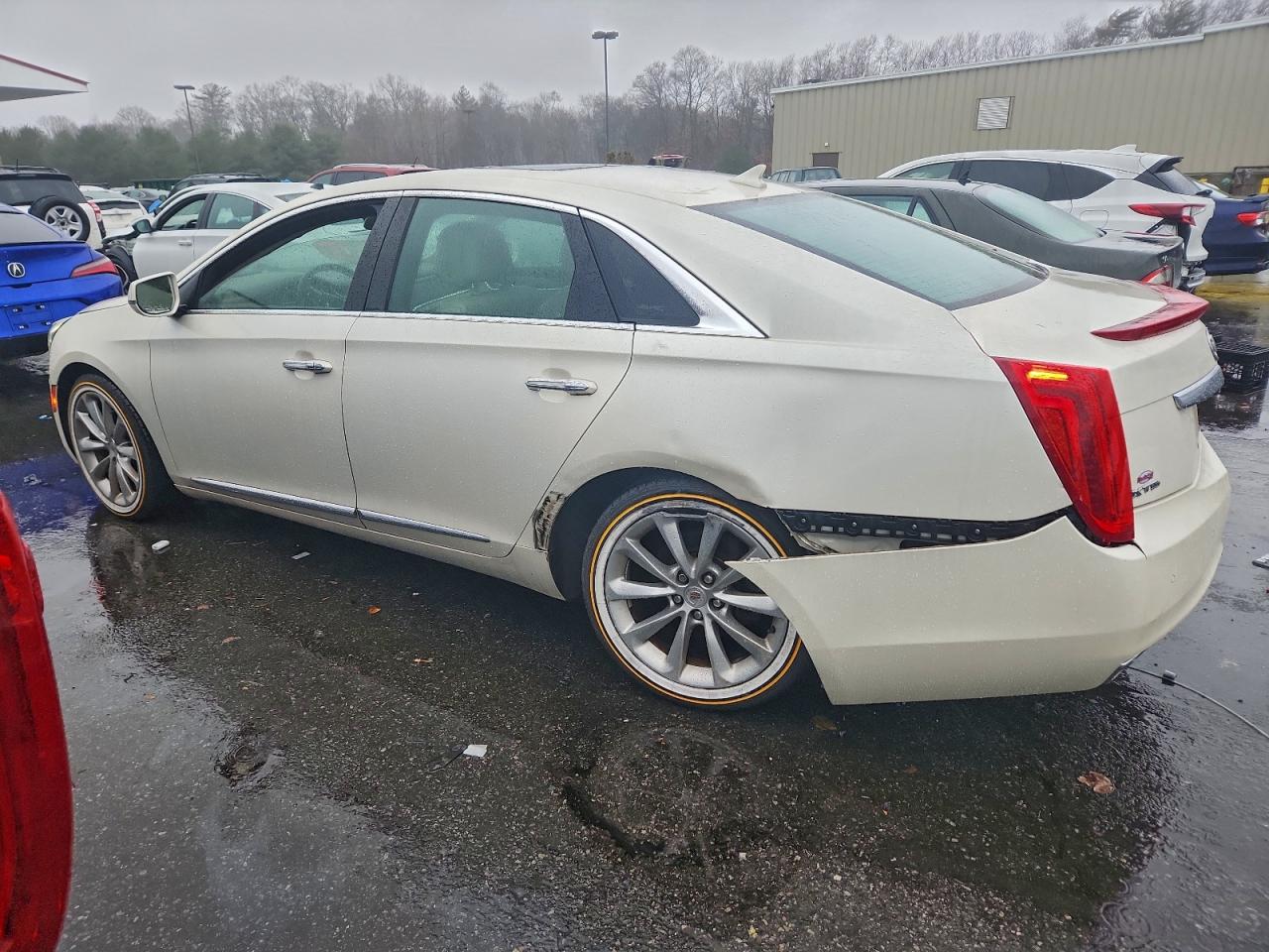 Cadillac XTS Luxury Collection Image 6