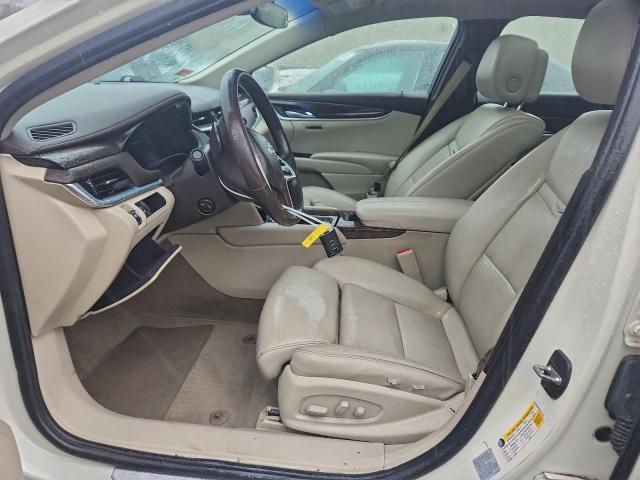 Cadillac XTS Luxury Collection Image 8