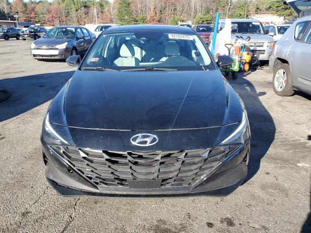 Hyundai ELANTRA Limited Image 12