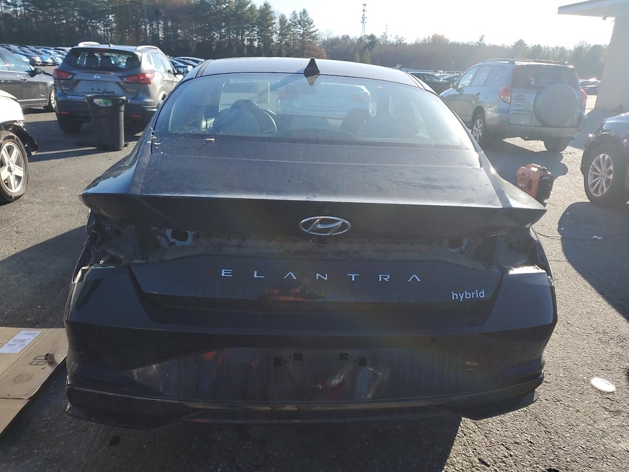 Hyundai ELANTRA Limited Image 10