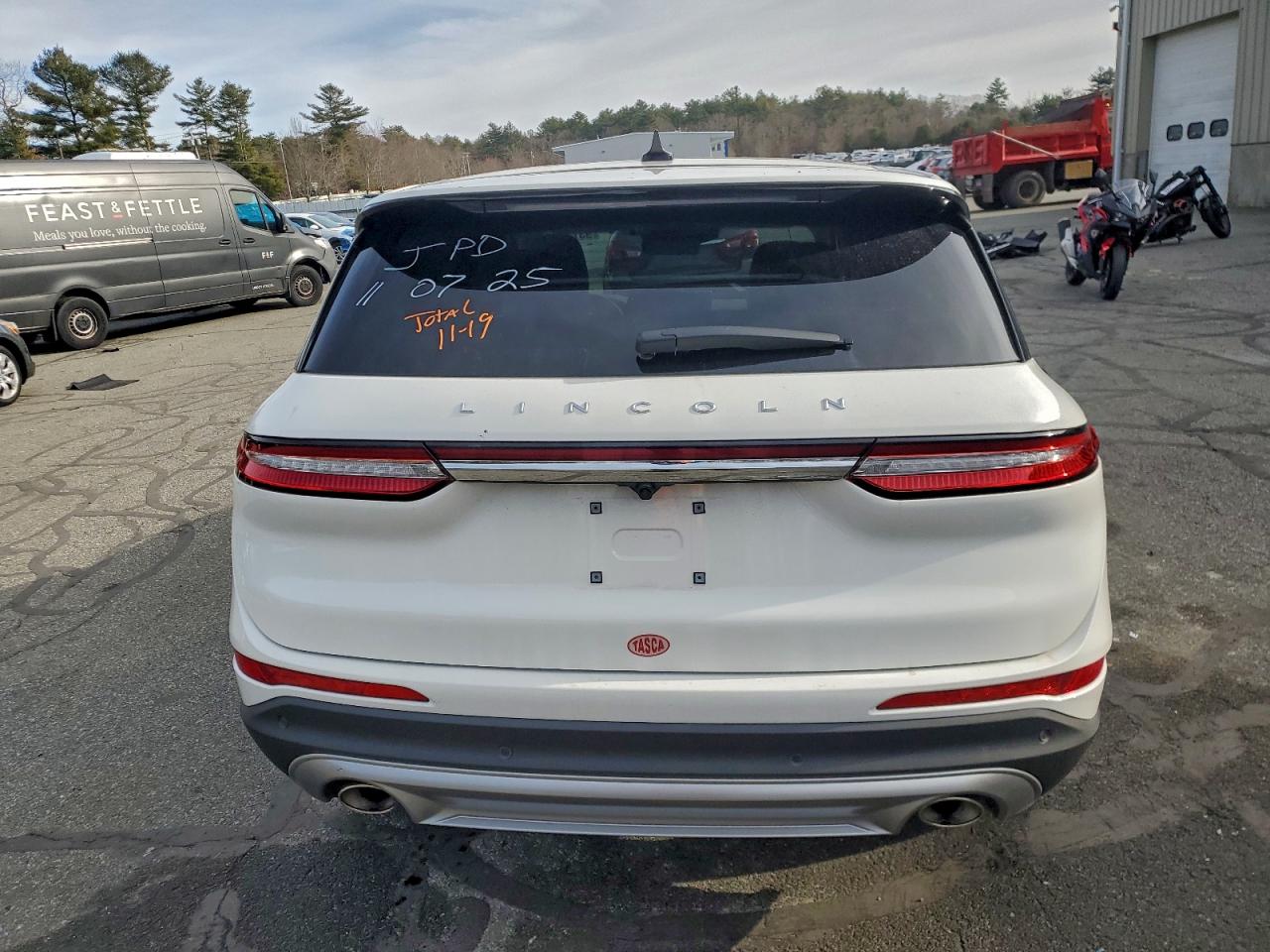 Lincoln Corsair Image 2