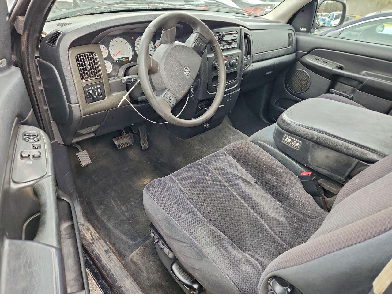 Dodge Ram 1500 St Image 8