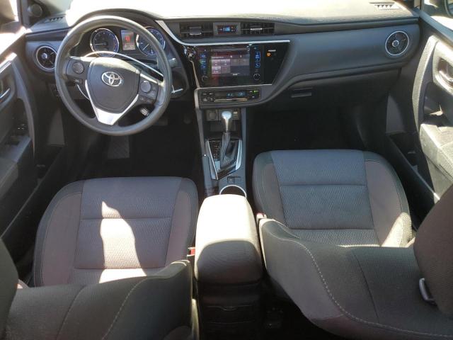 Toyota Corolla L Image 6