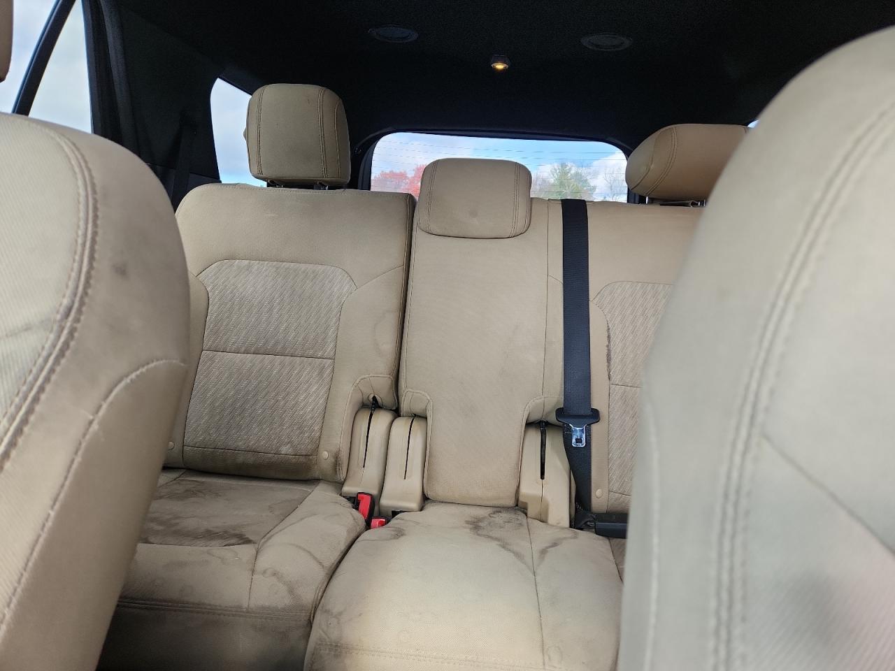 Ford Explorer Image 7