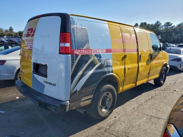 Chevrolet Express Image 10