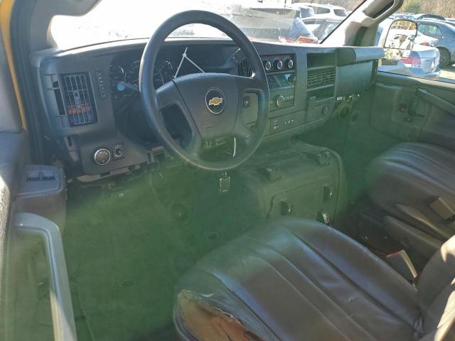 Chevrolet Express Image 6