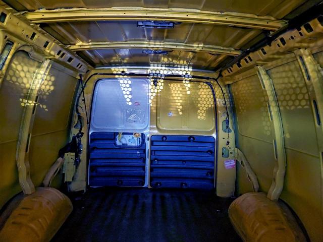 Chevrolet Express Image 8