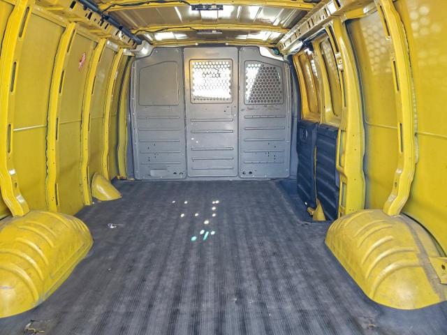 Chevrolet Express Image 12