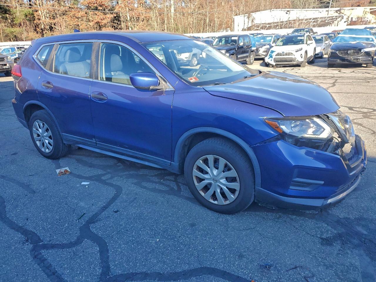 Nissan Rogue S Image 10