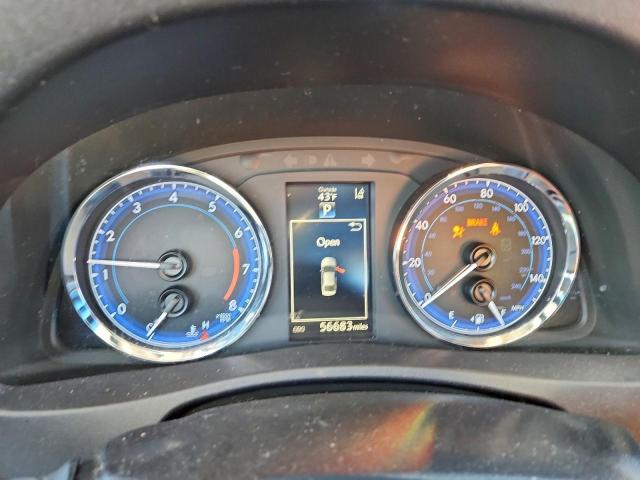 Toyota Corolla L Image 8