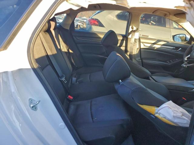 Honda Accord Lx Image 9