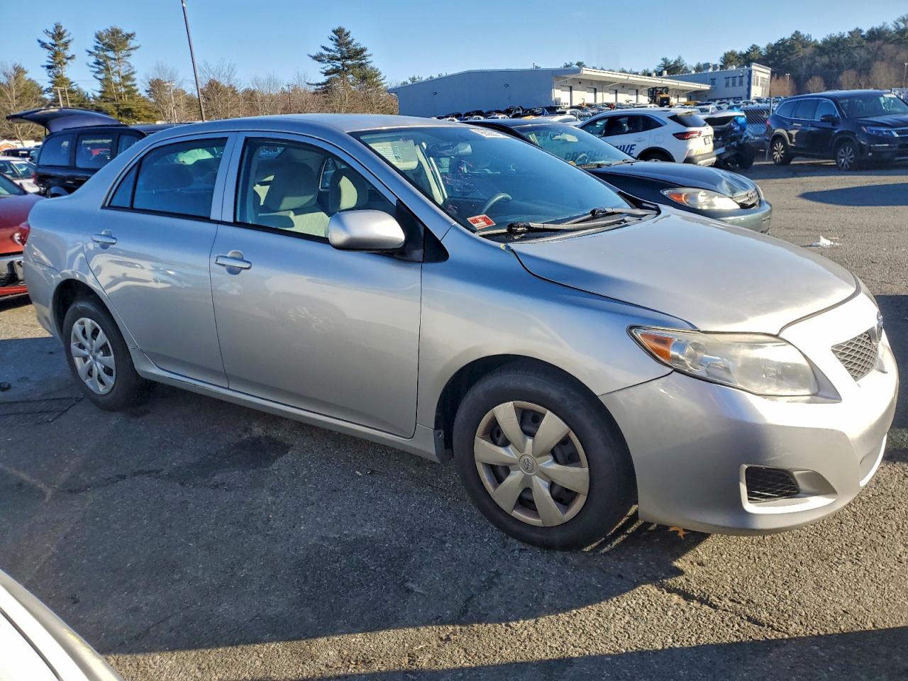 Toyota Corolla Base Image 12