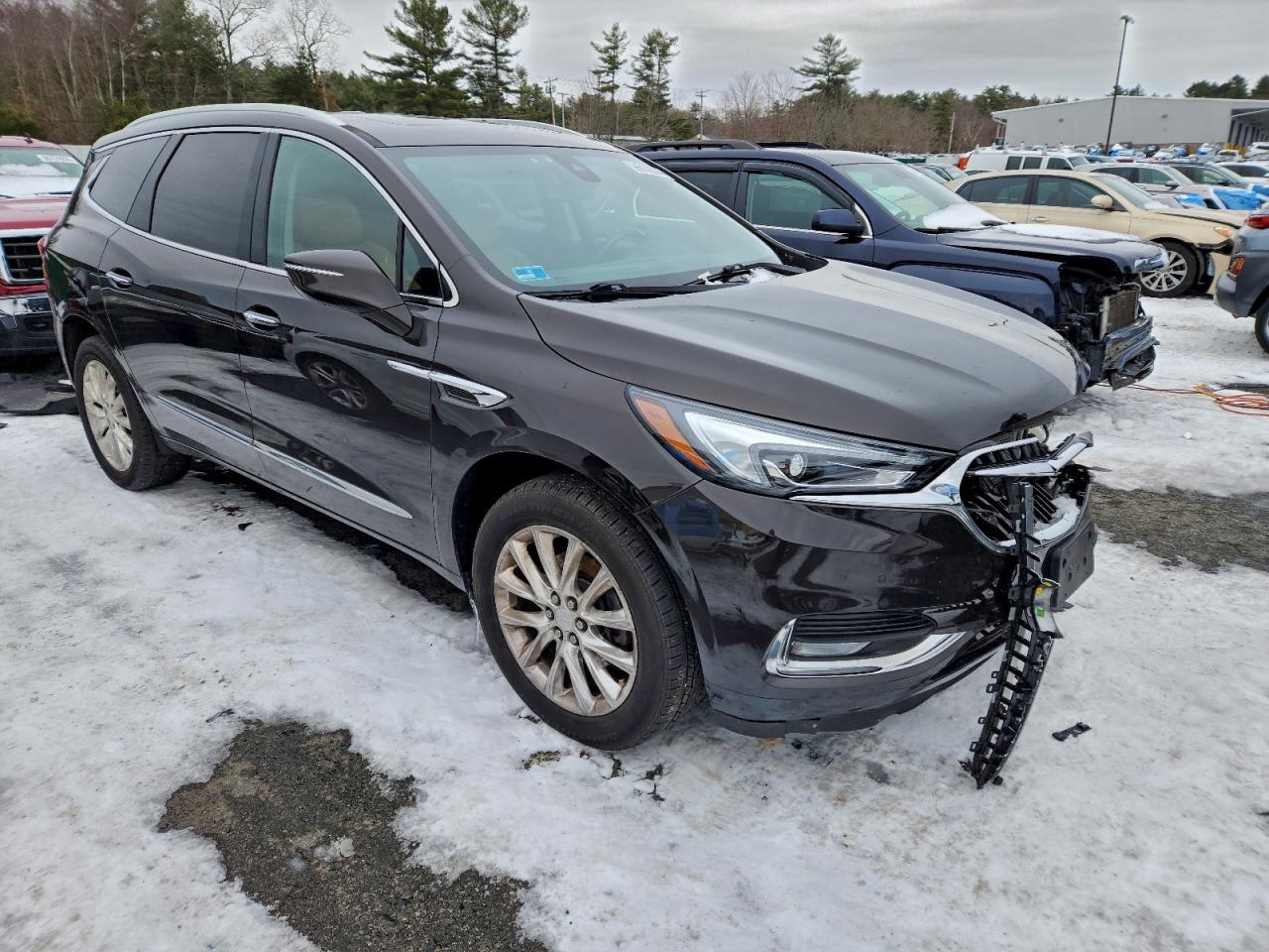 Buick Enclave Premium Image 4