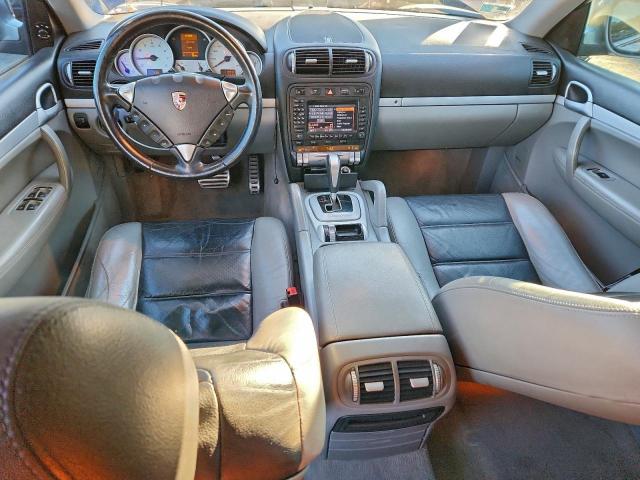 Porsche Cayenne S Image 5