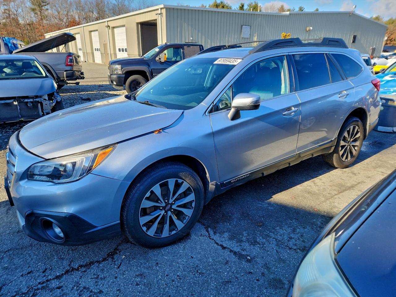 Subaru Outback 2.5i Limited Image 1