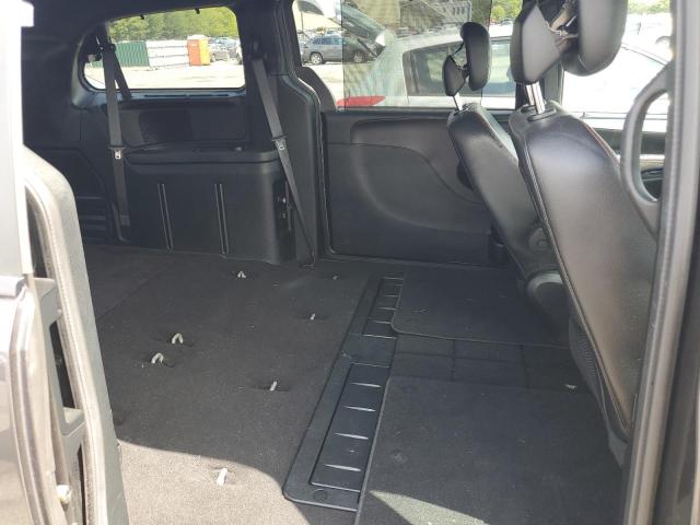 Dodge Caravan R/t Image 8