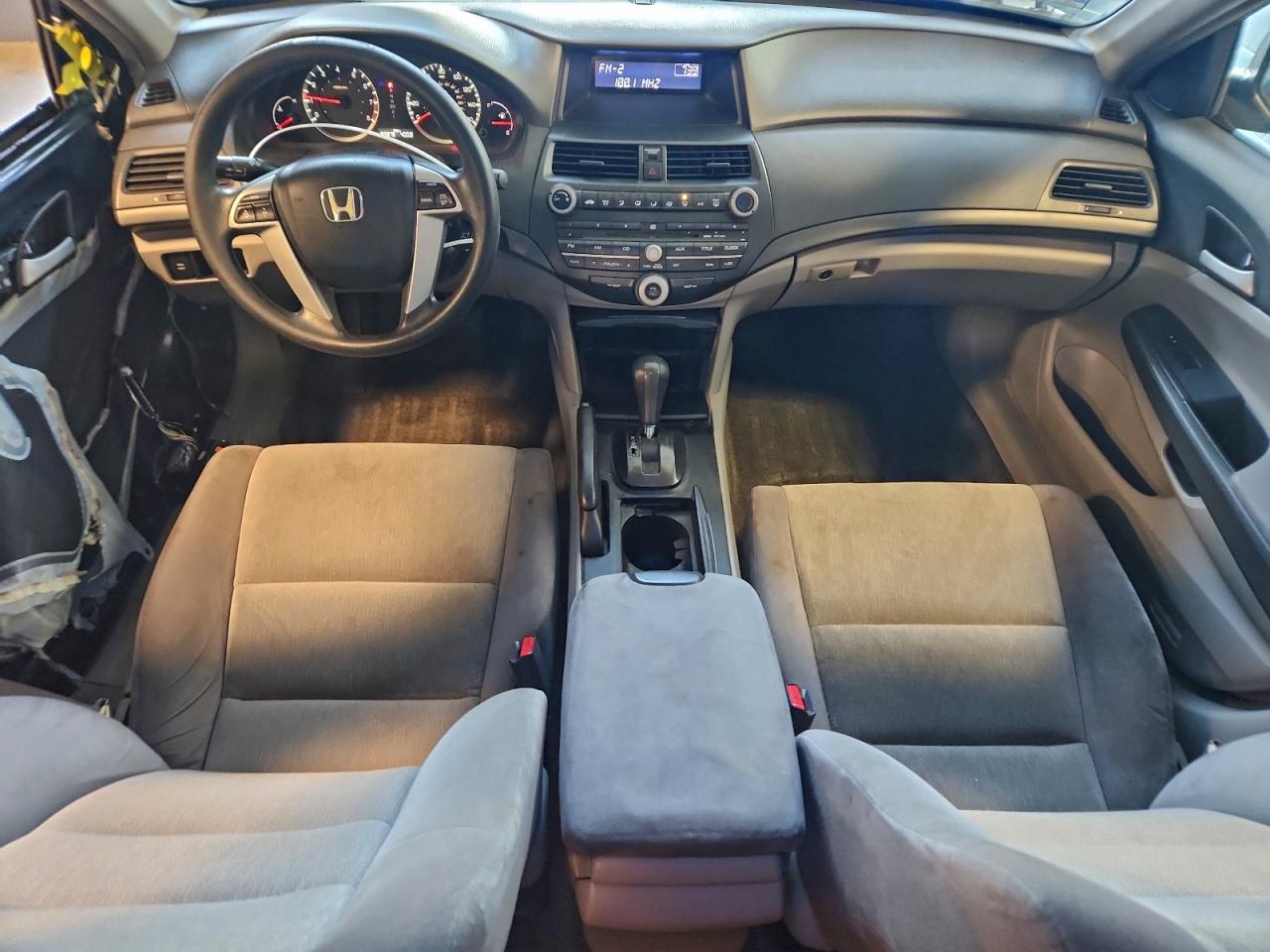 Honda Accord Lx Image 10