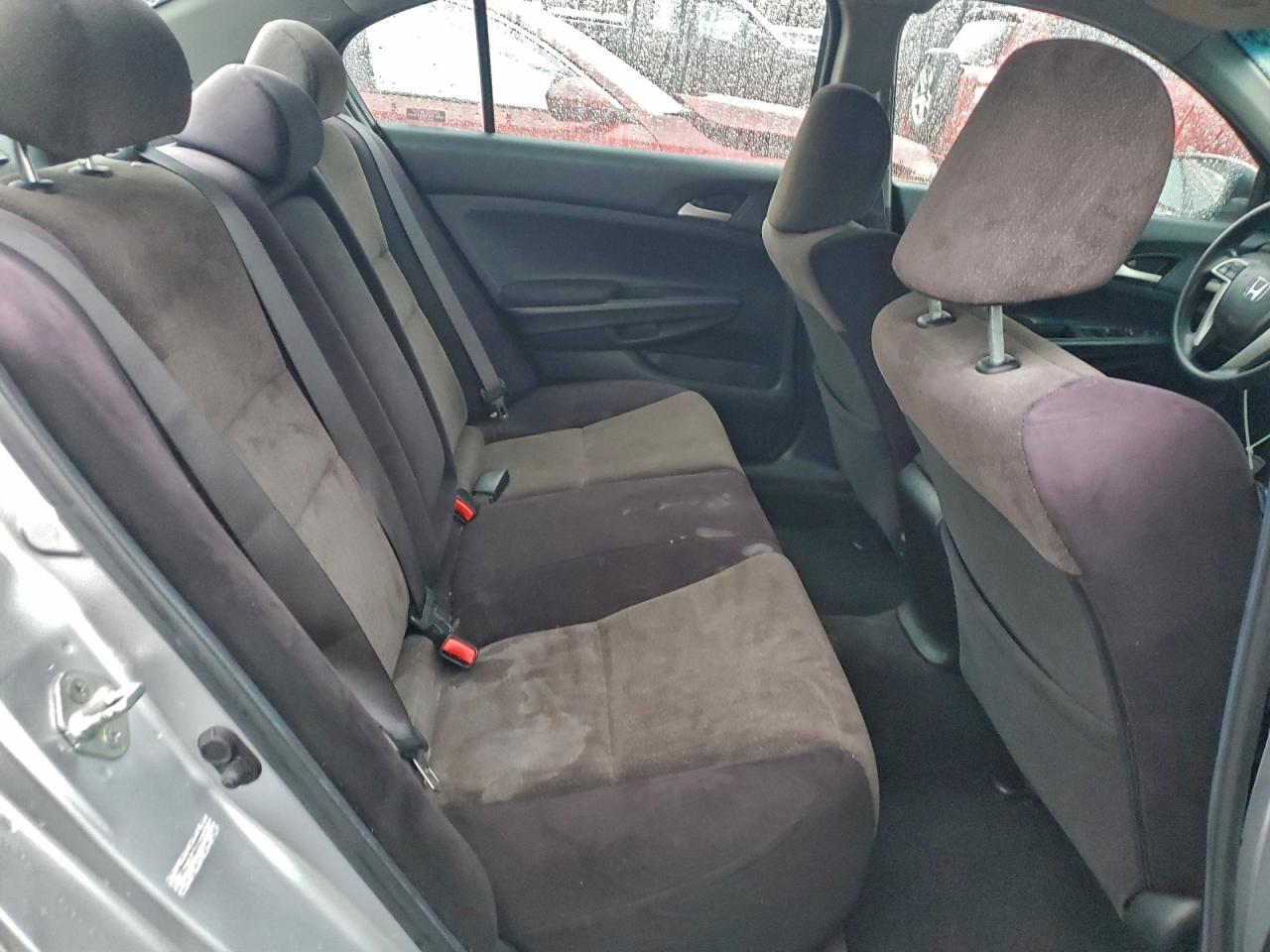 Honda Accord Lx Image 9