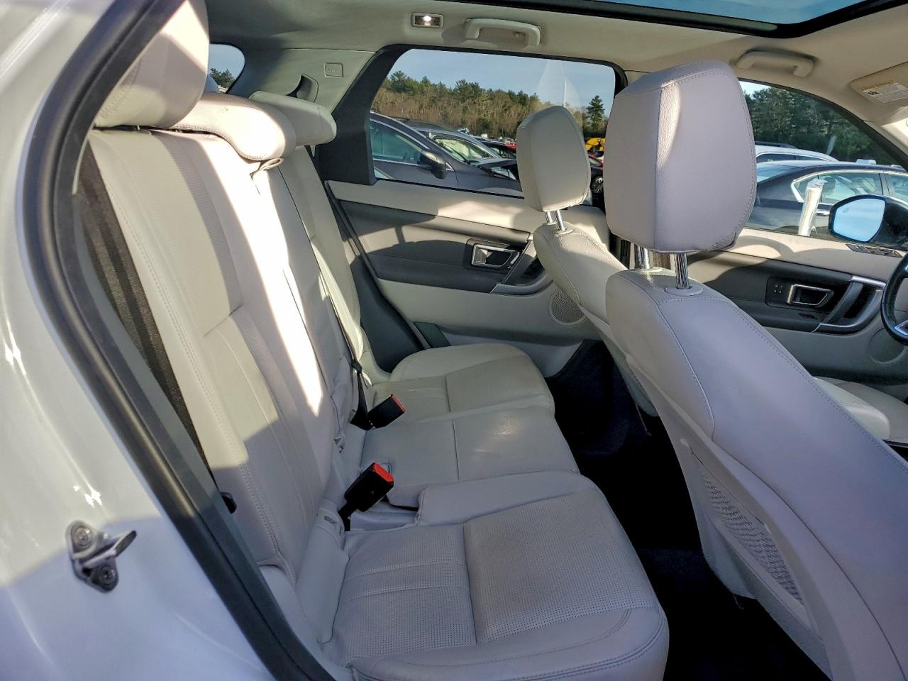 Land Rover Discovery Hse Image 6