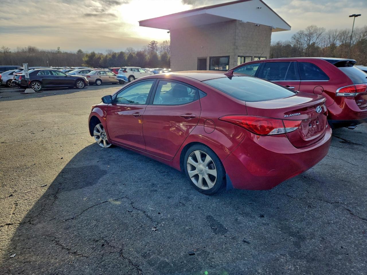 Hyundai ELANTRA Gls Image 3