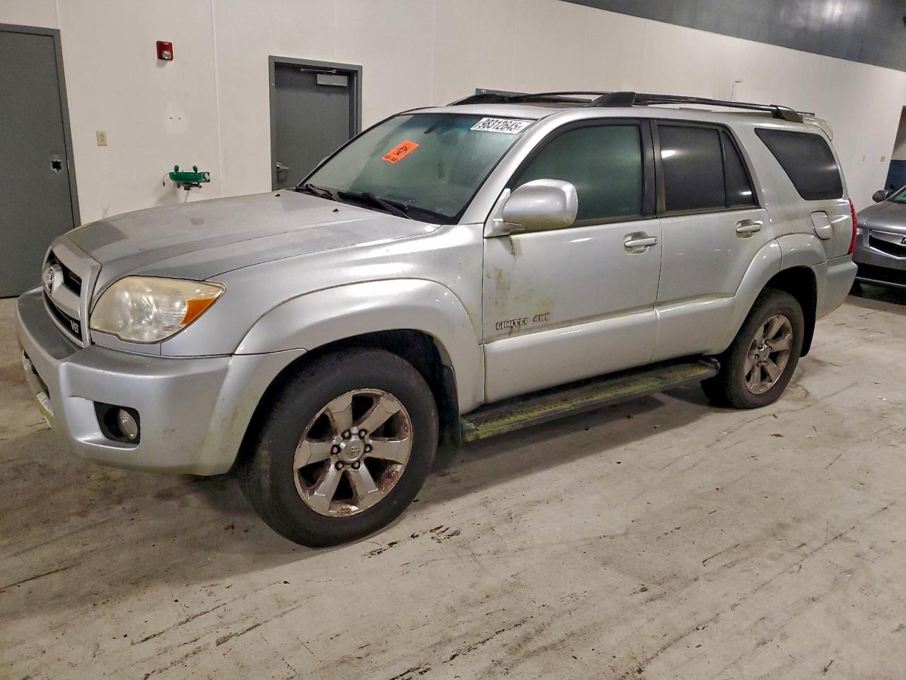 Toyota 4Runner Limited Image 1