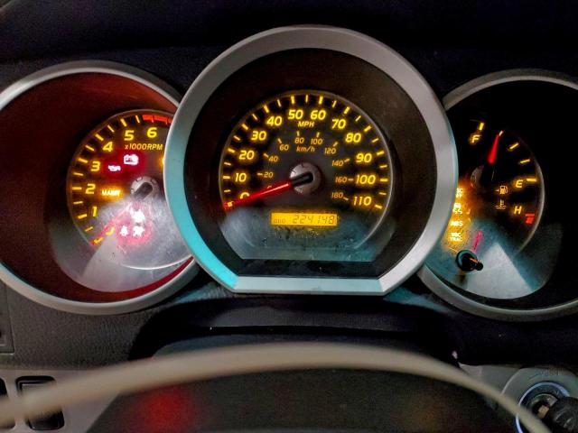 Toyota 4Runner Limited Image 8