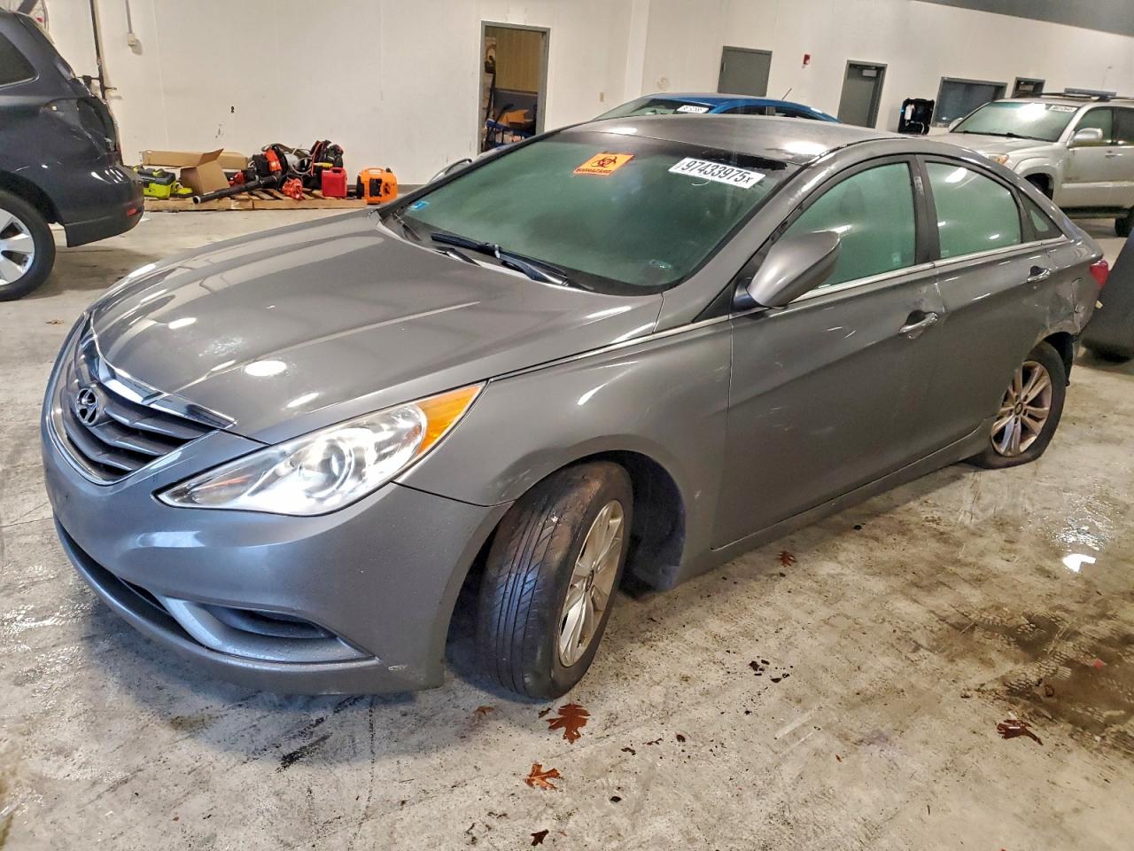 Hyundai SONATA Gls Image 1