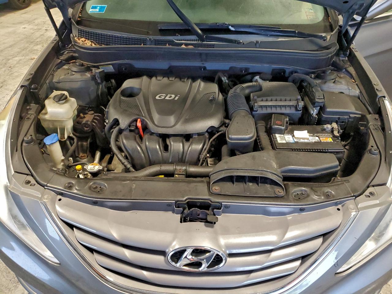 Hyundai SONATA Gls Image 13