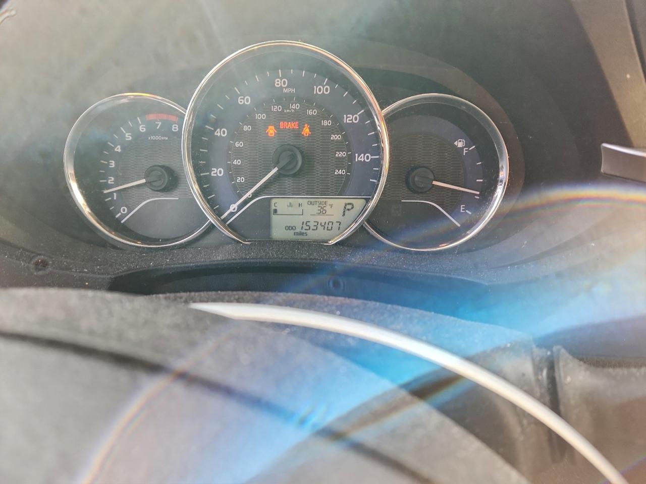 Toyota Corolla L Image 6