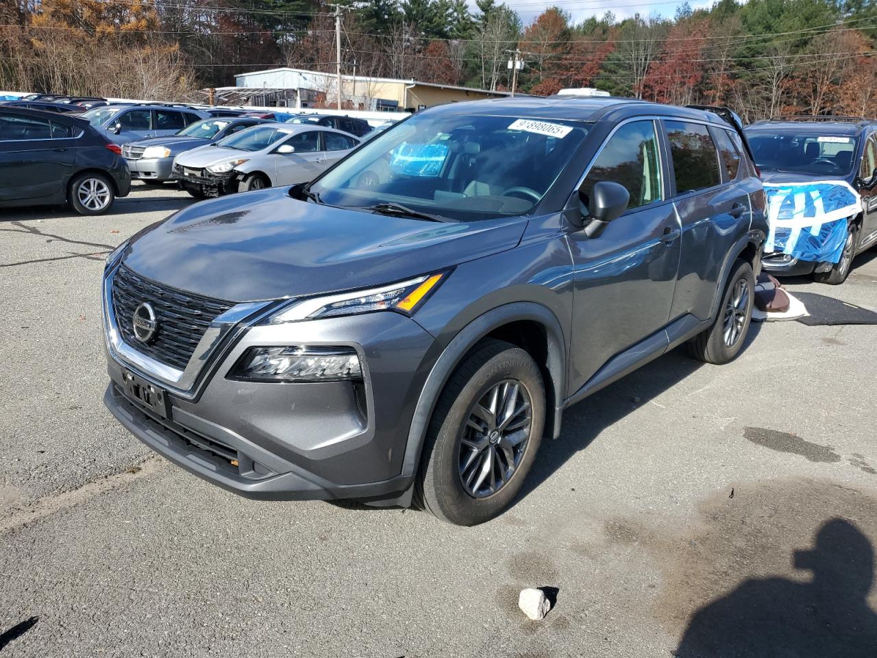Nissan Rogue S Image 1