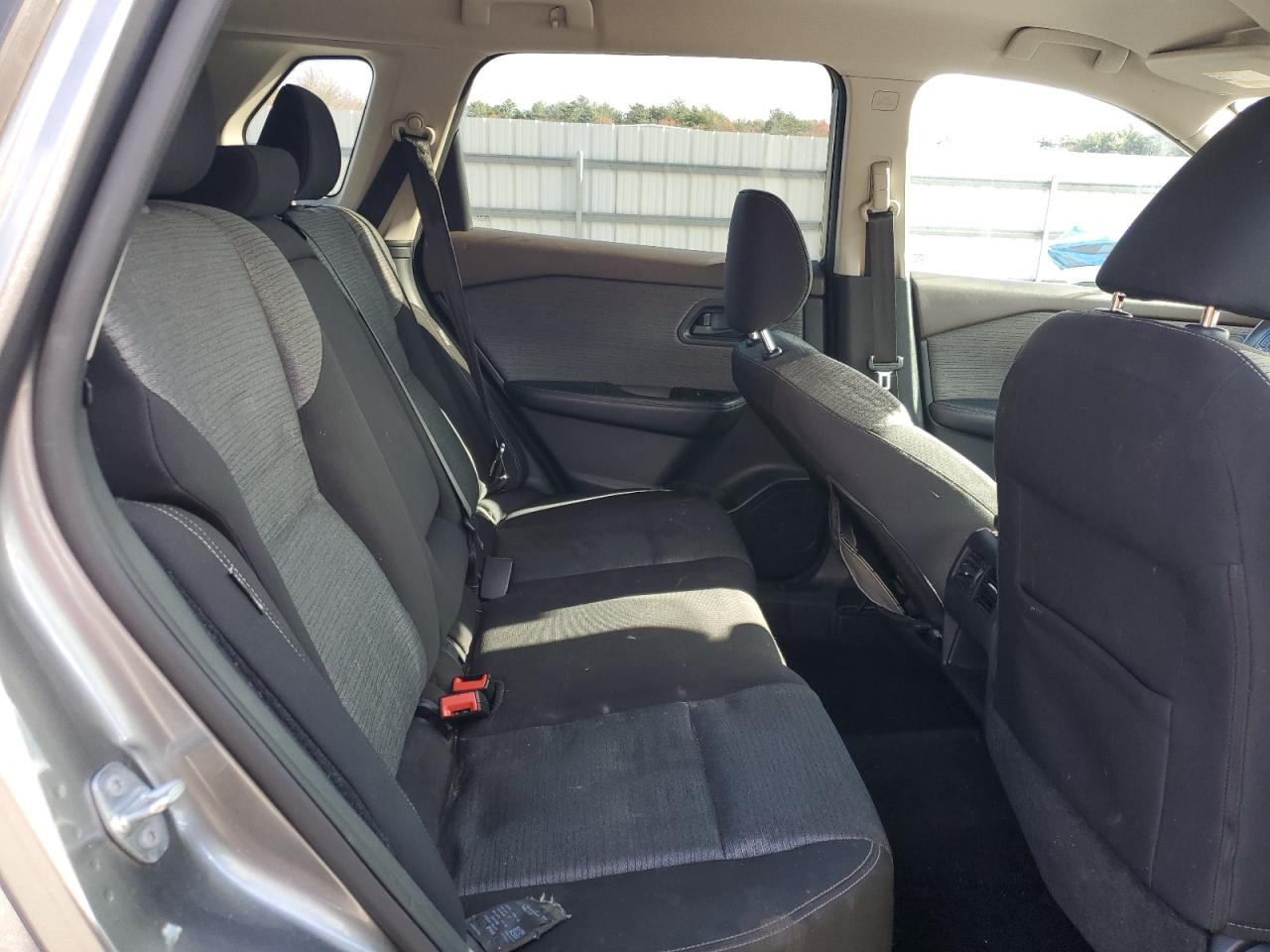 Nissan Rogue S Image 7