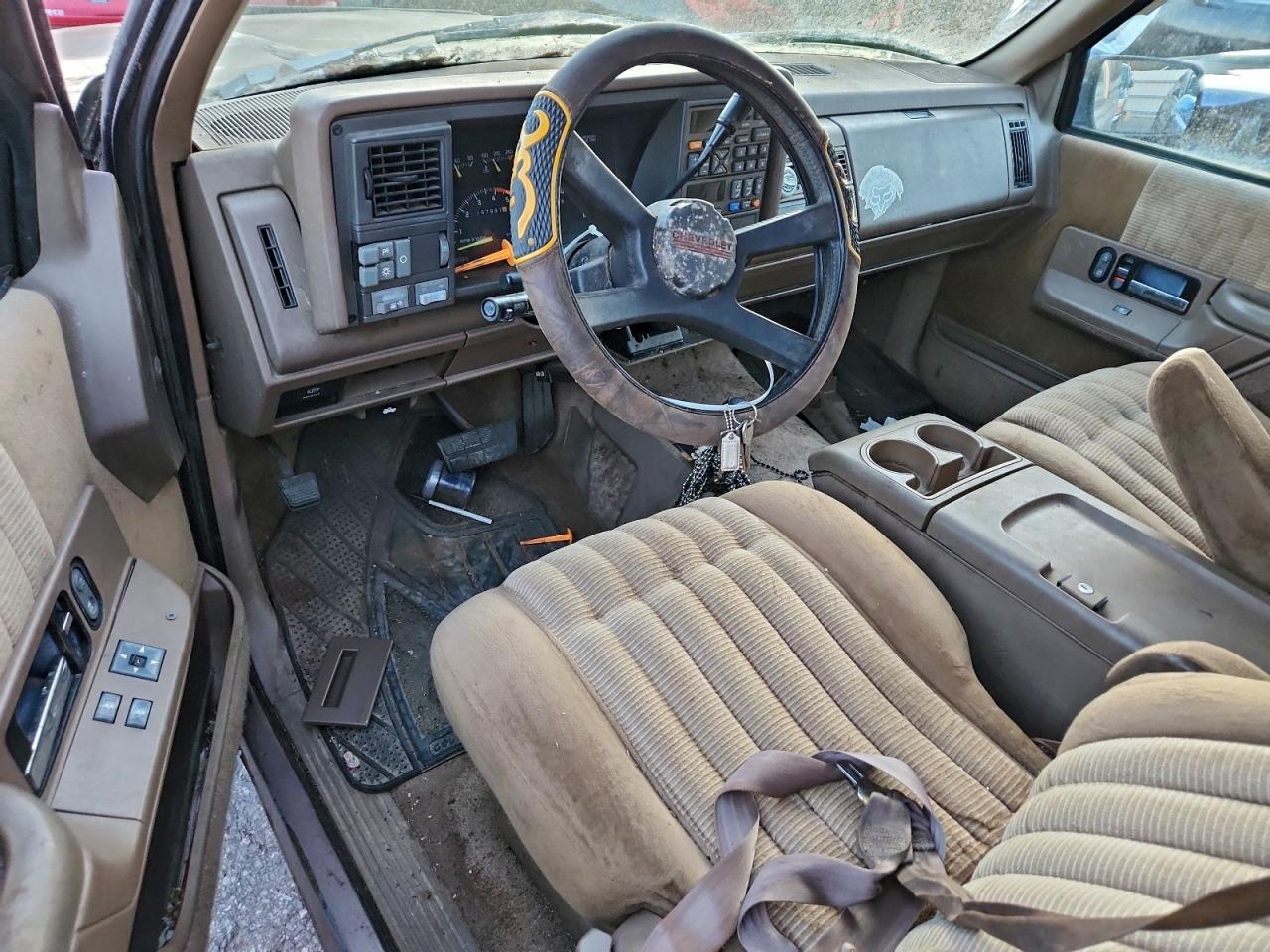 Chevrolet Blazer K1500 Image 8