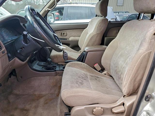 Toyota 4Runner Sr5 Image 8